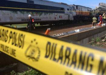 Tabrakan-KA-Bandung-Raya-dan-KA-Turangga-di-Cicalengka---3-Orang-Meninggal