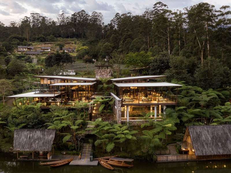 keindahan Dusun Bambu Lembang Bandung