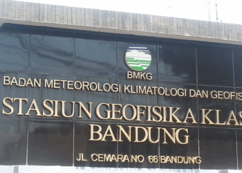 Peringatkan Cuaca Ekstrem di Bandung, Warga Diminta Tetap Waspada